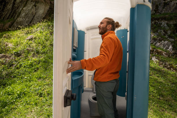 Best Luxury portable toilet rental  in Helena, AL