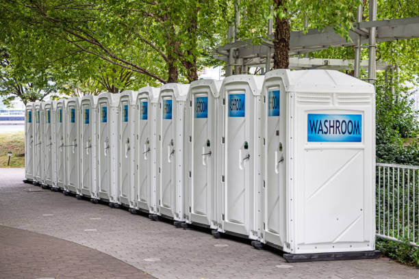 Best Emergency porta potty rental  in Helena, AL